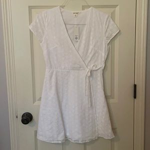 BRAND NEW! White dress